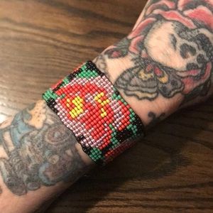 Rose beaded bracelet